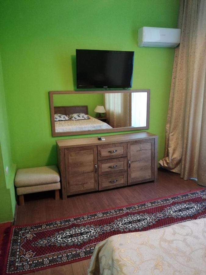 Hotel Rares Botoşani Esterno foto