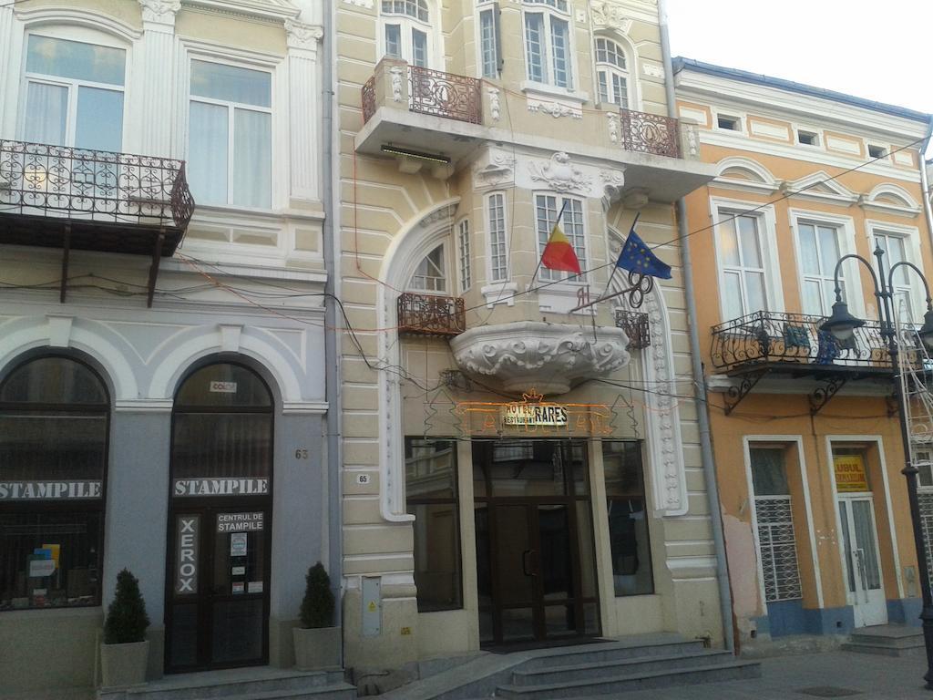 Hotel Rares Botoşani Esterno foto